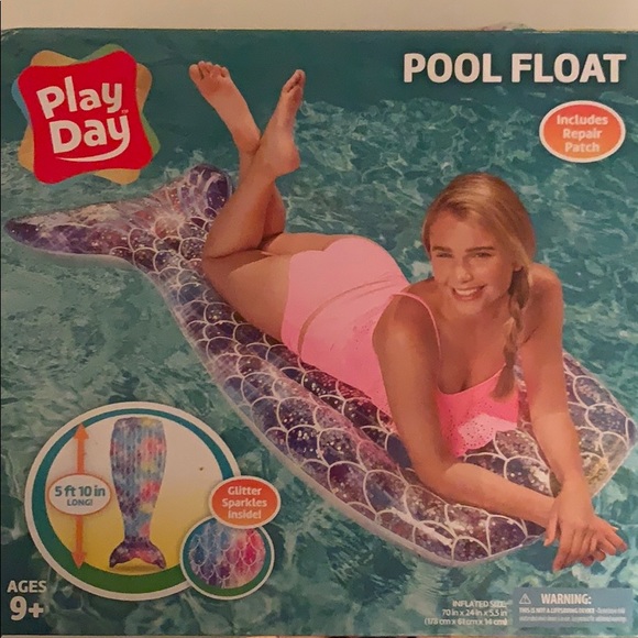 pool float - Picture 1 of 2